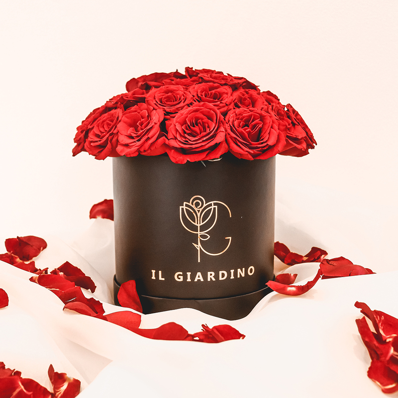 Large Box of Roses (Black box/White box)